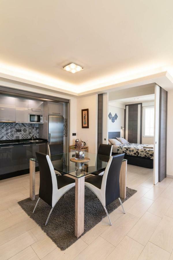 Royal Executive Suite Malaga Bagian luar foto